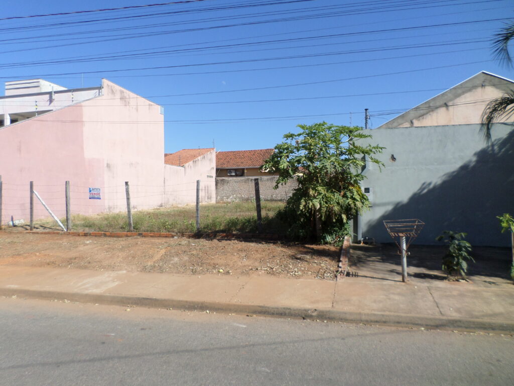 Terreno  à venda no Loteamento Cidade Natal, Vila Operária
