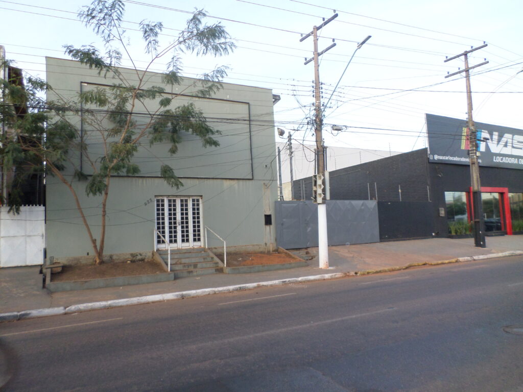 Vende-se Imóvel Área / Tereno /Salão / Sala  Comercial em Rondonópolis/MT