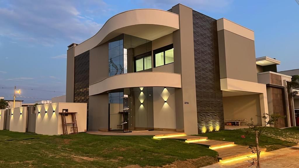 Vende-se sobrado de Alto Padrão espetacular em Condomínio Fechado – Residencial Royal Boulevard do Cerrado em Rondonópolis/MT