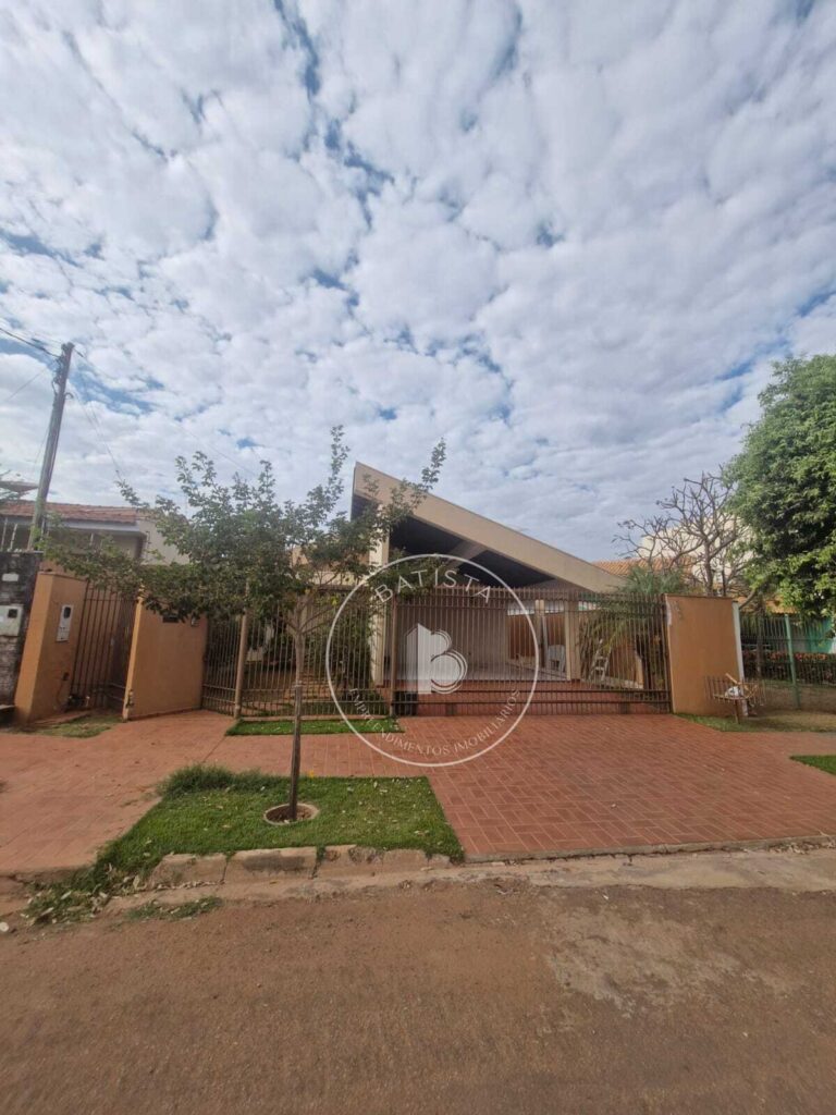 🏡 CASA PARA LOCAÇÃO – PARQUE SAGRADA FAMÍLIA